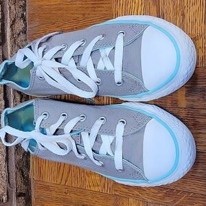 Converse Gray and Turquoise Kids Sneakers Size 3